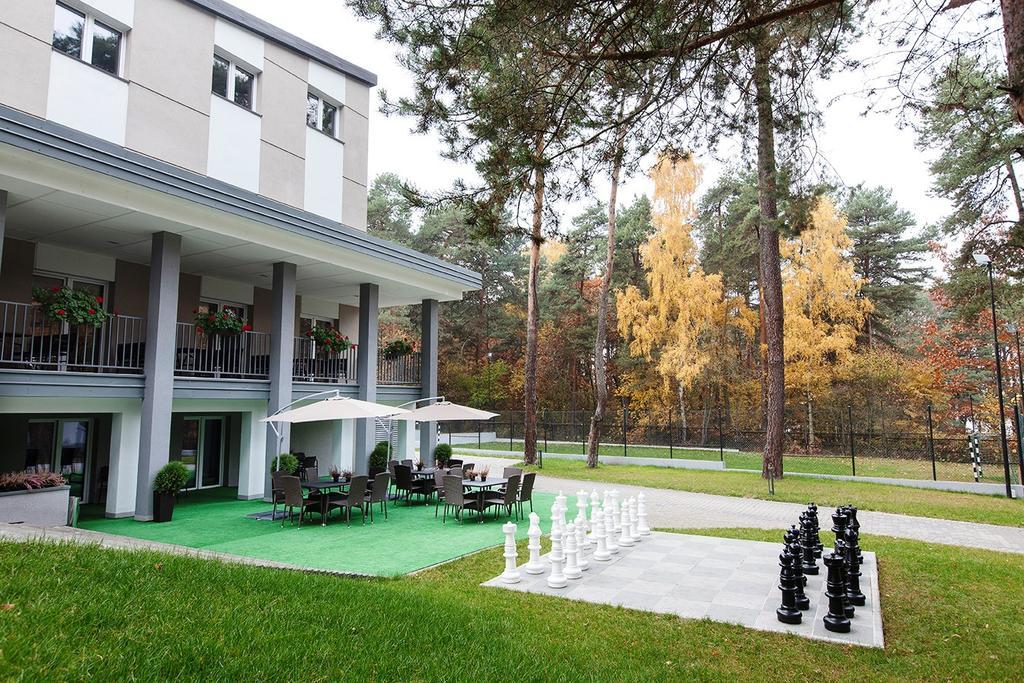 Inwest Osrodek Szkoleniowo-Wypoczynkowy Ξενοδοχείο Smardzewice Εξωτερικό φωτογραφία